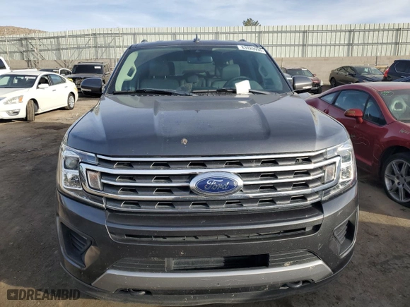 2018 Ford Expedition Max XLT with VIN 1FMJK1JT6JEA59390, listed as a Copart auction lot 83920994 with 103,794 mi miles and Clean Title. Bid and sale history available at carsss.com. Image 5.