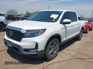 2023 Honda Ridgeline RTL z VIN 5FPYK3F51PB028295, wystawiony jako IAAI lot #42031783 z przebiegiem 39 228 mil mil oraz . Historia ofert i sprzedaży dostępna na DreamBid. Obrazek 2.