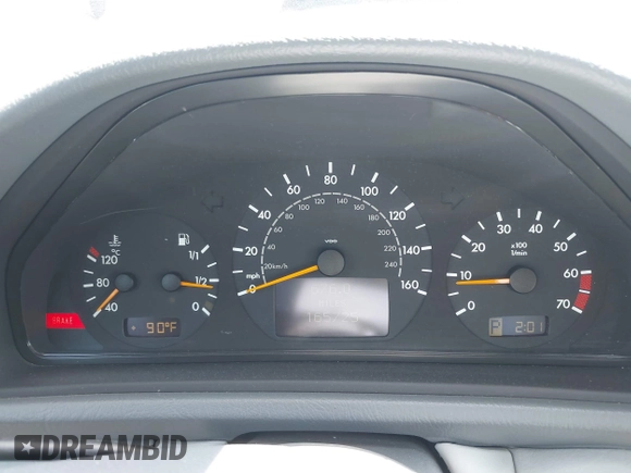 2001 Mercedes-Benz CLK 320/430 z VIN WDBLJ65G51F162092, wystawiony jako IAAI lot #42477861 z przebiegiem 165 725 mil mil oraz . Historia ofert i sprzedaży dostępna na DreamBid. Obrazek 7.