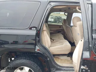 2001 Chevrolet Tahoe LT with VIN 1GNEC13T91R165851, listed as a IAAI auction lot 41484165 with 279,544 mi miles. Bid and sale history available at carsss.com. Image 8.