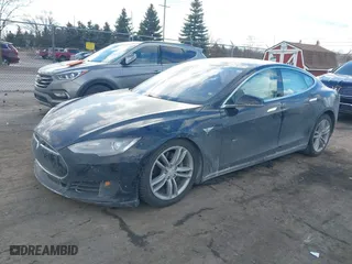 2016 Tesla Model S 90D with VIN 5YJSA1E20GF126666, listed as a IAAI auction lot 41449147 with 93764 miles. Bid and sale history available at carsss.com. Image 17.