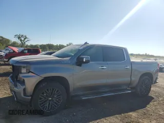 2020 Chevrolet Silverado 1500 High Country with VIN 3GCUYHEL3LG225718, listed as a Copart auction lot 70046254 with 51,594 mi miles and Salvage Title. Bid and sale history available at carsss.com. Image 1.