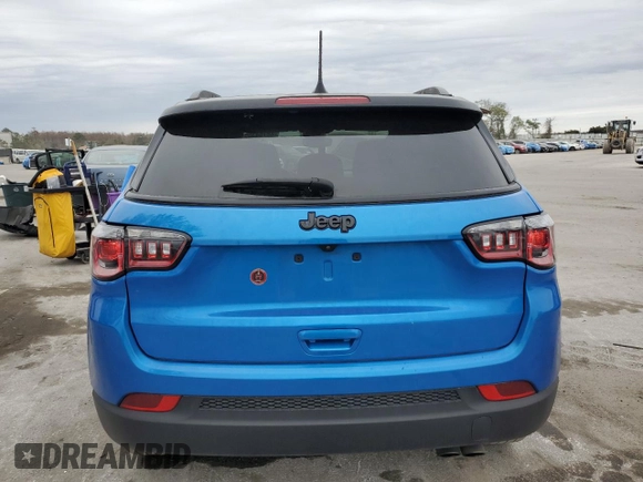 2022 Jeep Compass Altitude with VIN 3C4NJCBB8NT198162, listed as a Copart auction lot 88754355 with 50,397 mi miles and Salvage title. Bid and sale history available at DreamBid. Image 6.