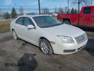 2009 Mercury Milan with VIN 3MEHM07Z29R624549, listed as a IAAI auction lot 41853508 with 322,828 mi miles. Bid and sale history available at carsss.com. Image 1.