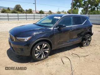 2025 Volvo XC40 Plus Bright Theme with VIN YV4L12UE4S2505278, listed as a Copart auction lot 61658775 with 8,029 mi miles and Clean title. Bid and sale history available at DreamBid. Image 1.