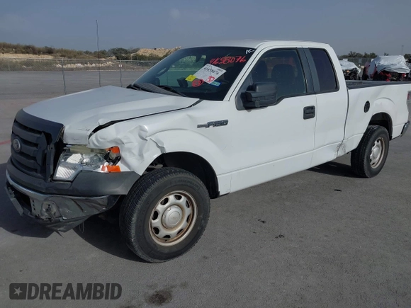 2010 Ford F-150 XL with VIN 1FTEX1CW1AKE21903, listed as a IAAI auction lot 41658076 with 276,008 mi miles. Bid and sale history available at carsss.com. Image 2.