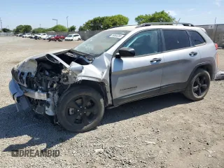 2017 Jeep Cherokee Sport z VIN 1C4PJLAB4HW559931, wystawiony jako Copart lot #58856295 z przebiegiem 86 292 mil mil oraz Szkoda całkowita • Salvage title. Historia ofert i sprzedaży dostępna na DreamBid. Obrazek 1.
