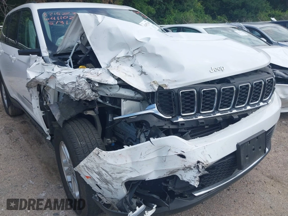 2023 Jeep Grand Cherokee Laredo с VIN 1C4RJHAG1PC641102, выставлен на аукционе IAAI как лот 42457130 с пробегом 50 533 миль миль и . История ставок и продаж доступна на DreamBid. Изображение 6.