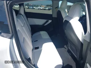 2020 Tesla Model Y Long Range with VIN 5YJYGDEE2LF044811, listed as a IAAI auction lot 41839136 with 68,445 mi miles and . Bid and sale history available at DreamBid. Image 8.