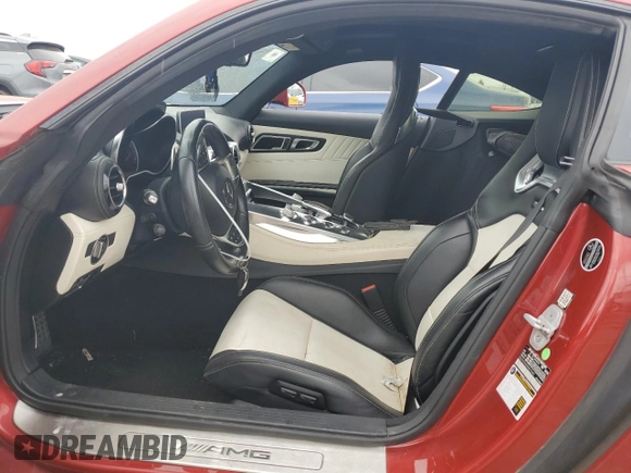 2017 Mercedes-Benz AMG GT AMG GT z VIN WDDYJ7HA9HA012441, wystawiony jako Copart lot #61954654 z przebiegiem 30 593 mil mil oraz Szkody całkowita. Historia ofert i sprzedaży dostępna na DreamBid. Obrazek 7.