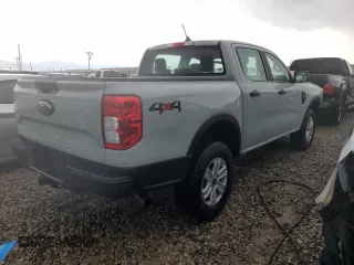 2024 Ford Ranger XL with VIN 1FTER4PHXRLE32041, listed as a Copart auction lot 71378594 with 2,267 mi miles and Salvage Title. Bid and sale history available at carsss.com. Image 3.