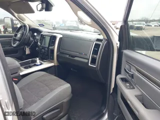 2016 Ram 2500 Big Horn with VIN 3C6UR5ML8GG311696, listed as a IAAI auction lot 41603158 with 110,994 mi miles. Bid and sale history available at carsss.com. Image 5.