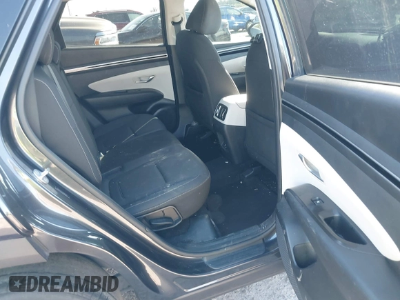 2022 Hyundai Tucson SEL with VIN 5NMJB3AE7NH065963, listed as a IAAI auction lot 41673572 with 55,404 mi miles. Bid and sale history available at carsss.com. Image 8.