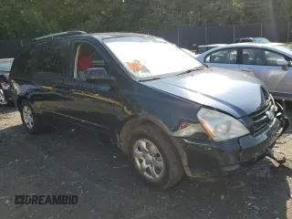 2010 Kia Sedona LX with VIN KNDMG4C38A6345852, listed as a Copart auction lot 68985594 with 146,469 mi miles and Salvage Title. Bid and sale history available at carsss.com. Image 4.