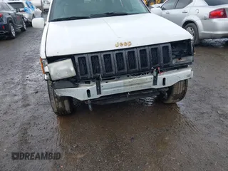 1994 Jeep Grand Cherokee Limited с VIN 1J4GZ78Y5RC297148, выставлен на аукционе IAAI как лот 41713095 с пробегом 188 114 миль миль и . История ставок и продаж доступна на DreamBid. Изображение 6.
