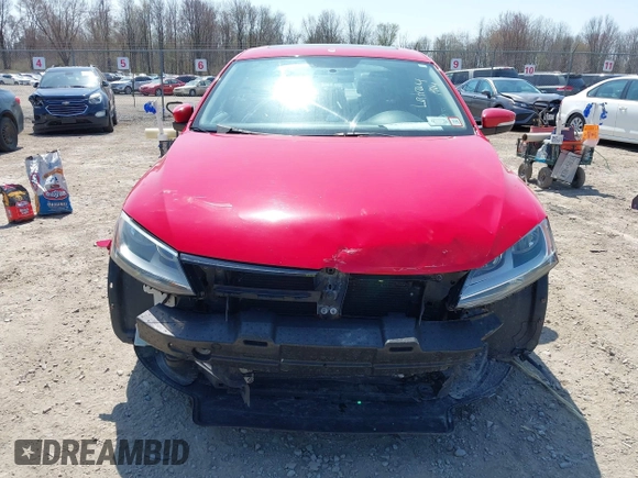 2013 Volkswagen Jetta SE with VIN 3VWDP7AJ8DM350439, listed as a IAAI auction lot 41957425 with 104,685 mi miles and . Bid and sale history available at DreamBid. Image 6.