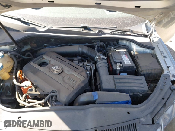 2009 Volkswagen Eos Lux with VIN WVWFA71FX9V024731, listed as a IAAI auction lot 42047754 with 112,942 mi miles and . Bid and sale history available at DreamBid. Image 10.