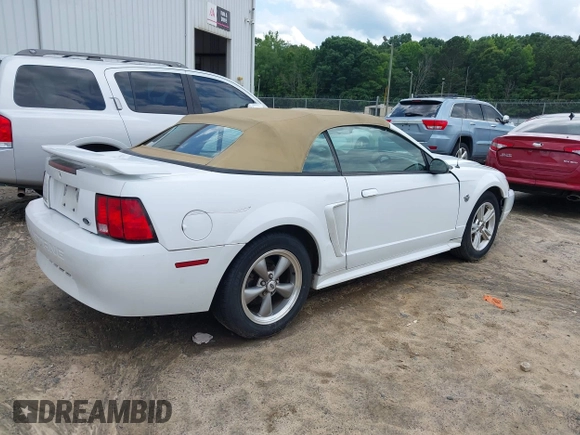2004 Ford Mustang Deluxe z VIN 1FAFP44644F193077, wystawiony jako IAAI lot #42455984 z przebiegiem 138 265 mil mil oraz . Historia ofert i sprzedaży dostępna na DreamBid. Obrazek 4.