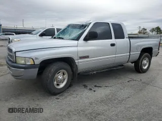 2002 Dodge Ram 2500 with VIN 3B7KC23682M263039, listed as a Copart auction lot 84555524 with 169,996 mi miles and Salvage Title. Bid and sale history available at carsss.com. Image 1.