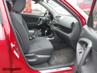 2011 Toyota RAV4 Sport with VIN JTMRF4DV2B5049788, listed as a IAAI auction lot 40578883 with 203,848 mi miles. Bid and sale history available at carsss.com. Image 5.