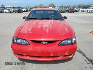1995 Ford Mustang with VIN 1FALP4041SF262621, listed as a Copart auction lot 50466635 with 147,042 mi miles and Clean Title. Bid and sale history available at carsss.com. Image 5.