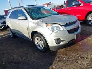 2015 Chevrolet Equinox LT z VIN 2GNALBEK5F1130975, wystawiony jako IAAI lot #42097235 z przebiegiem 98 715 mil mil oraz . Historia ofert i sprzedaży dostępna na DreamBid. Obrazek 1.