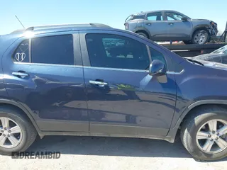 2019 Chevrolet Trax LT with VIN 3GNCJLSB2KL171842, listed as a IAAI auction lot 41850333 with 87,478 mi miles and . Bid and sale history available at carsss.com. Image 13.