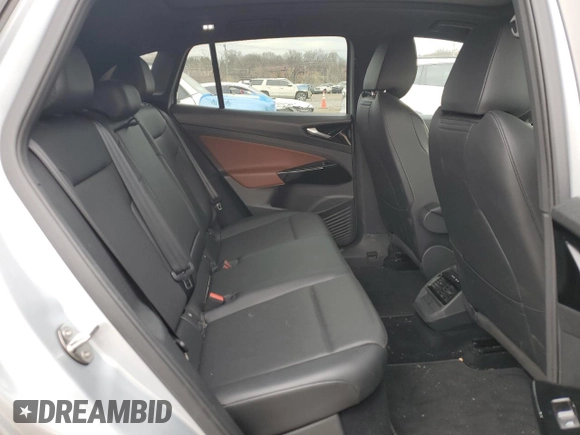 2022 Volkswagen ID.4 Pro S z VIN WVGUNPE23NP063013, wystawiony jako Copart lot #50753455 z przebiegiem 38 594 mil mil oraz Szkoda całkowita • Salvage title. Historia ofert i sprzedaży dostępna na DreamBid. Obrazek 11.