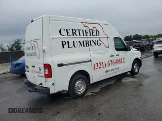 2017 Nissan NV Cargo SV z VIN 1N6BF0LY9HN807928, wystawiony jako Copart lot #60340275 z przebiegiem 133 501 mil mil oraz Szkoda całkowita • Salvage title. Historia ofert i sprzedaży dostępna na DreamBid. Obrazek 3.