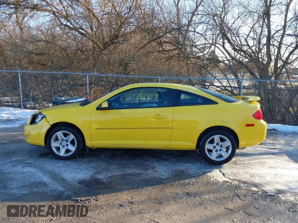 2008 Pontiac G5 with VIN 1G2AL18F487329317, listed as a IAAI auction lot 41403707 with 111,555 mi miles. Bid and sale history available at carsss.com. Image 14.