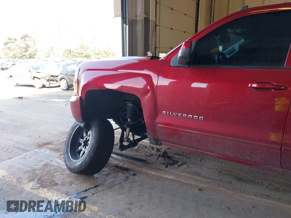 2018 Chevrolet Silverado 1500 LT with VIN 3GCUKREC0JG580317, listed as a IAAI auction lot 41868522 with 75,738 mi miles. Bid and sale history available at carsss.com. Image 6.