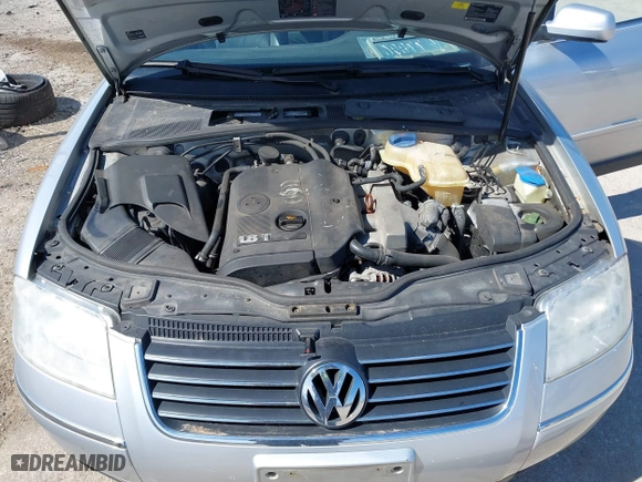 2003 Volkswagen Passat GLS with VIN WVWPD63B43P396108, listed as a IAAI auction lot 41884512 with 87,004 mi miles. Bid and sale history available at carsss.com. Image 10.