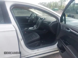2013 Ford Fusion SE with VIN 3FA6P0HR5DR153526, listed as a IAAI auction lot 42467279 with 164,673 mi miles and . Bid and sale history available at DreamBid. Image 5.