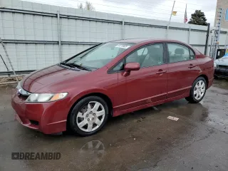 2009 Honda Civic LX z VIN 2HGFA16569H360450, wystawiony jako Copart lot #54370605 z przebiegiem 95 348 mil mil oraz Szkody całkowita. Historia ofert i sprzedaży dostępna na DreamBid. Obrazek 1.