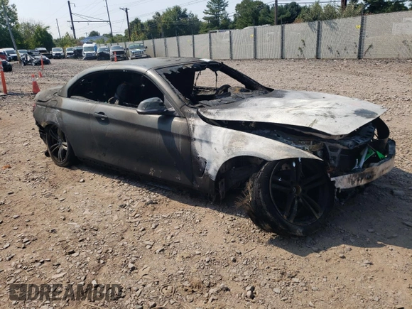 2017 BMW 4 Series 430i xDrive z VIN WBA4U9C51H5D44033, wystawiony jako Copart lot #70213924 z przebiegiem Nie podano mil oraz Szkoda całkowita • Salvage title. Historia ofert i sprzedaży dostępna na DreamBid. Obrazek 4.