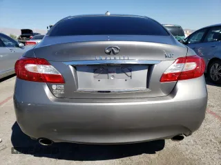 2012 Infiniti M with VIN JN1BY1AP8CM333534, listed as a Copart auction lot 68281463 with 124,182 mi miles and Salvage Title. Bid and sale history available at carsss.com. Image 6.