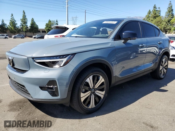 2023 Volvo C40 Plus с VIN YV4ED3GLXP2048984, выставлен на аукционе Copart как лот 70984553 с пробегом 6 816 миль миль и . История ставок и продаж доступна на DreamBid. Изображение 1.