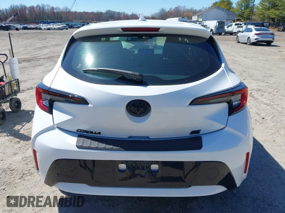 2023 Toyota Corolla Hatchback SE with VIN JTND4MBE8P3212249, listed as a IAAI auction lot 41882389 with 21,589 mi miles. Bid and sale history available at carsss.com. Image 16.