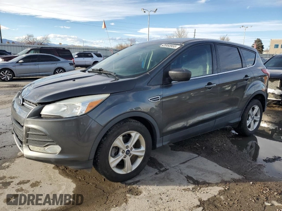2016 Ford Escape SE with VIN 1FMCU0G74GUB15851, listed as a Copart auction lot 45950955 with 106,635 mi miles and Salvage Title. Bid and sale history available at carsss.com. Image 1.