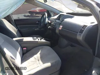 2005 Toyota Prius with VIN JTDKB20U957017198, listed as a IAAI auction lot 42227262 with 241,187 mi miles and . Bid and sale history available at DreamBid. Image 5.