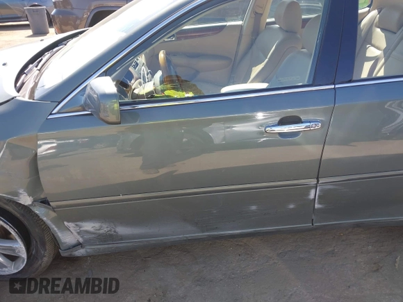 2005 Lexus ES 350 z VIN JTHBA30G655098075, wystawiony jako IAAI lot #42314272 z przebiegiem 78 012 mil mil oraz . Historia ofert i sprzedaży dostępna na DreamBid. Obrazek 17.