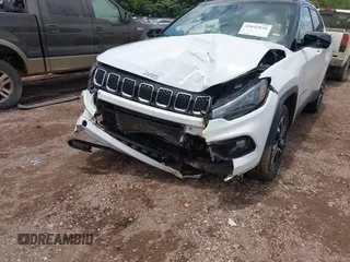 2023 Jeep Compass (RED) Edition с VIN 3C4NJDCN7PT567207, выставлен на аукционе IAAI как лот 42642826 с пробегом 49 178 миль миль и . История ставок и продаж доступна на DreamBid. Изображение 6.