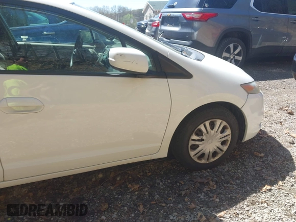 2011 Honda Insight with VIN JHMZE2H30BS012285, listed as a IAAI auction lot 42145139 with 161,672 mi miles and . Bid and sale history available at DreamBid. Image 13.