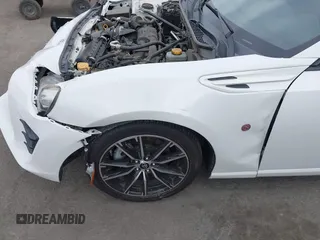2019 Toyota 86 с VIN JF1ZNAA18K8700624, выставлен на аукционе IAAI как лот 42344754 с пробегом 109 380 миль миль и . История ставок и продаж доступна на DreamBid. Изображение 18.
