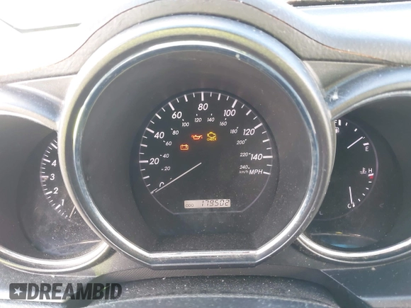 2005 Lexus RX 330 with VIN JTJHA31U950091101, listed as a IAAI auction lot 41703726 with 179,502 mi miles. Bid and sale history available at carsss.com. Image 7.