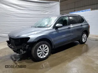 2019 Volkswagen Tiguan S z VIN 3VV0B7AX4KM026679, wystawiony jako Copart lot #49589295 z przebiegiem 80 971 mil mil oraz Szkoda całkowita • Salvage title. Historia ofert i sprzedaży dostępna na DreamBid. Obrazek 1.