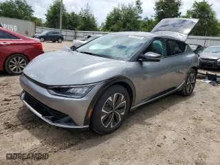 2022 Kia EV6 Wind with VIN KNDC34LA8N5029594, listed as a Copart auction lot 61707524 with 59,367 mi miles and Salvage Title. Bid and sale history available at carsss.com. Image 1.