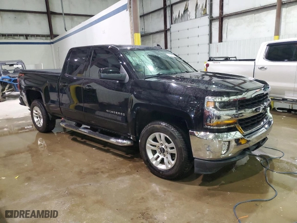 2019 Chevrolet Silverado 1500 LD LT with VIN 2GCVKPEC8K1157830, listed as a Copart auction lot 45190355 with 57,834 mi miles and Salvage Title. Bid and sale history available at carsss.com. Image 4.