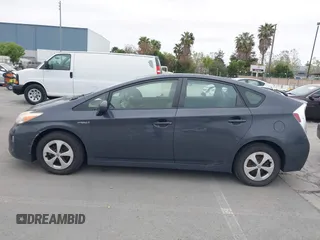 2013 Toyota Prius One with VIN JTDKN3DU6D5599875, listed as a IAAI auction lot 42057892 with 118,216 mi miles. Bid and sale history available at carsss.com. Image 14.