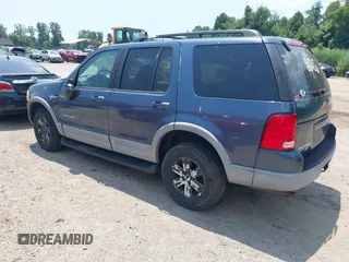 2002 Ford Explorer XLT z VIN 1FMZU73E62ZA22171, wystawiony jako IAAI lot #42600040 z przebiegiem 176 134 mil mil oraz . Historia ofert i sprzedaży dostępna na DreamBid. Obrazek 3.